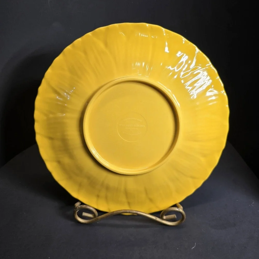Williams Sonoma Sunflower Plate Yellow  Decorative Serving Dish‎